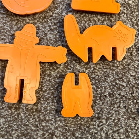 Nordic Ware Halloween 3D Cookie Cutter Set - Picture 7 of 10